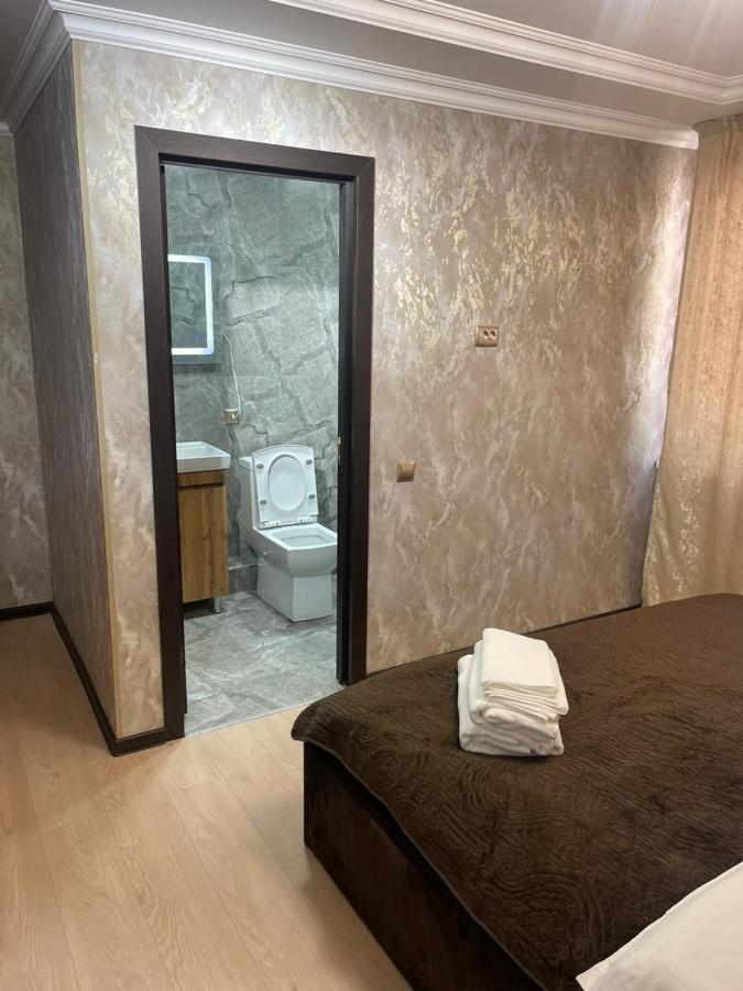 Hotel Lion 알마티 외부 사진