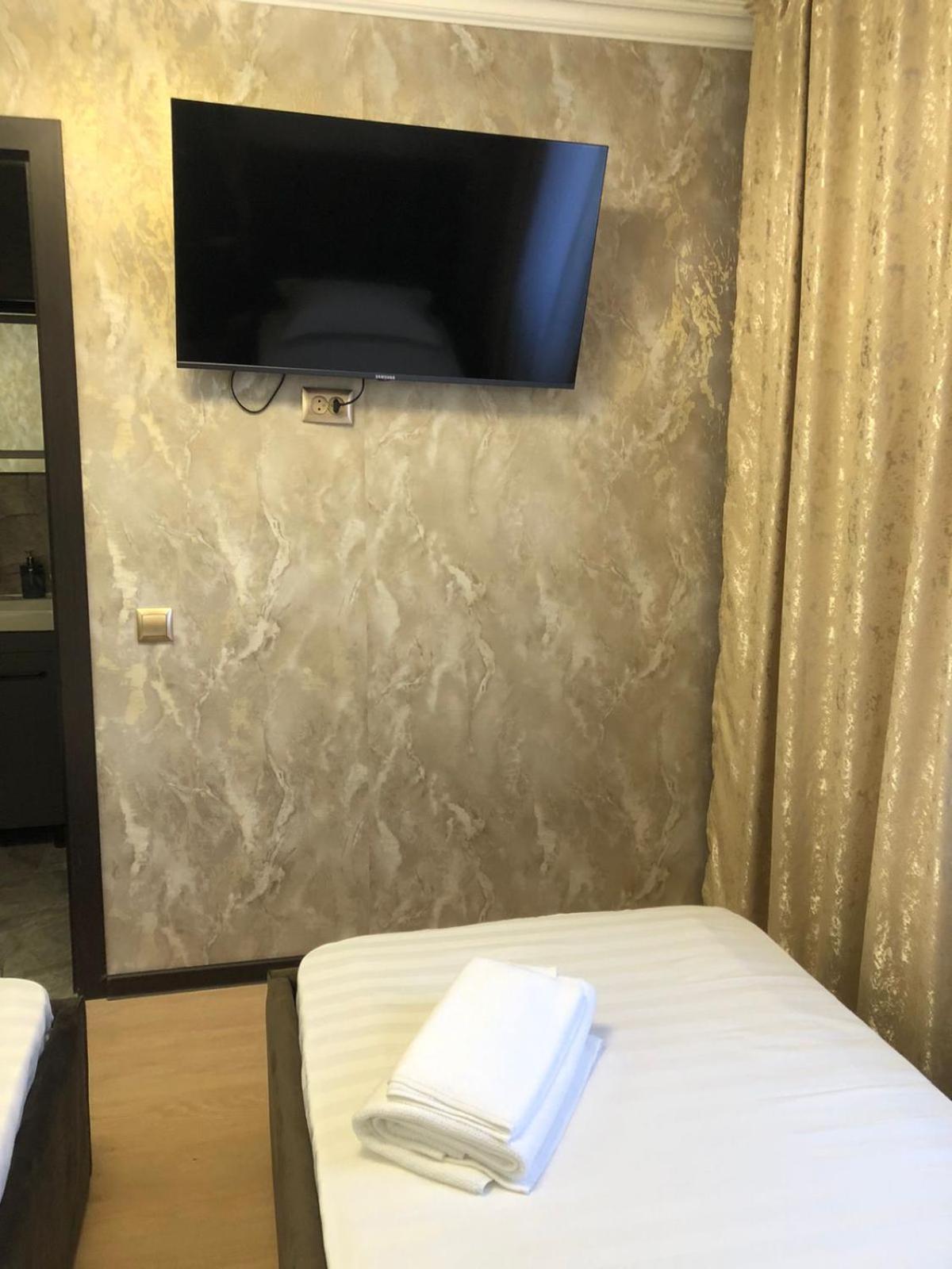 Hotel Lion 알마티 외부 사진